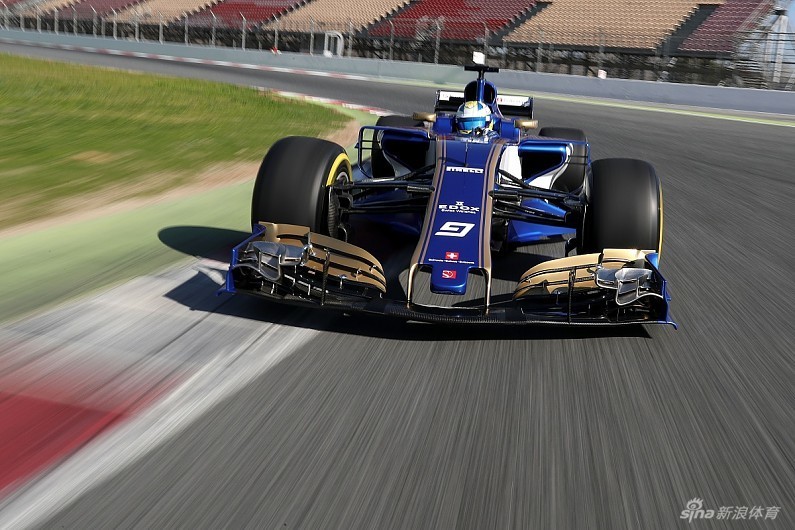 雷诺车队碾压索伯车队，拉塞尔带队取胜的简单介绍